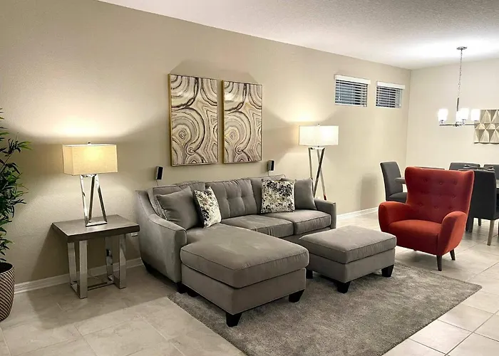 Awesome Apartment At Storey Lake Sl47318