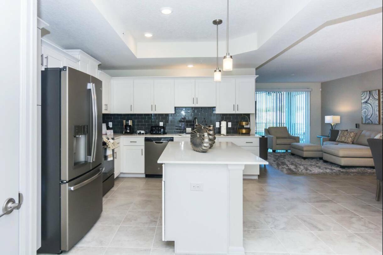 Awesome At Storey Sl47318 Appartement *