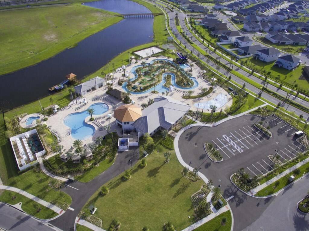 Awesome At Storey Sl47318 * Kissimmee